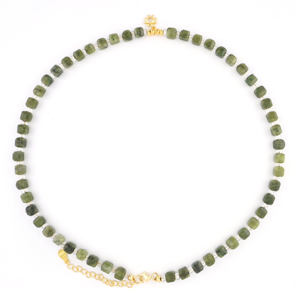 Natural cut green Southern Jade cube beaded choker necklace with gold S925 silver sunburst pendant
